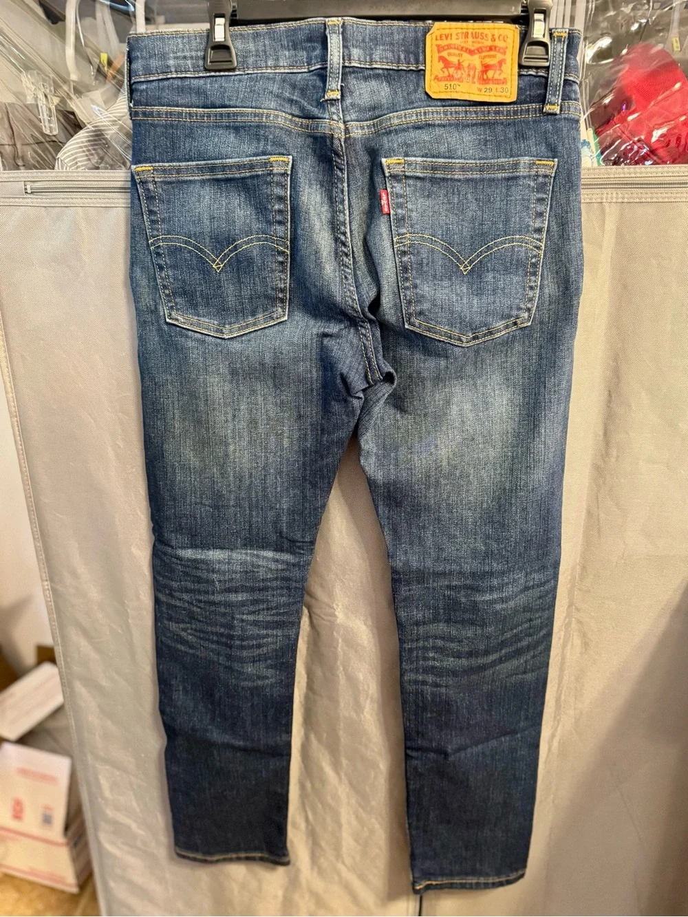 Classic Men's Levi’s Blue Washed Jeans 29x30